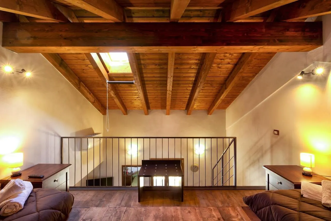Villa Viktoria & Andras Tredozio 意大利