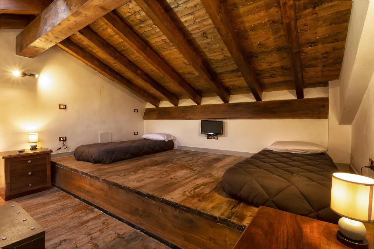 Villa Viktoria & Andras Tredozio Italy